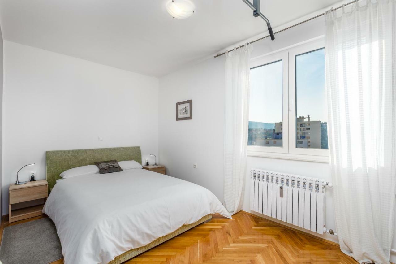 Apartment River Рийека Екстериор снимка