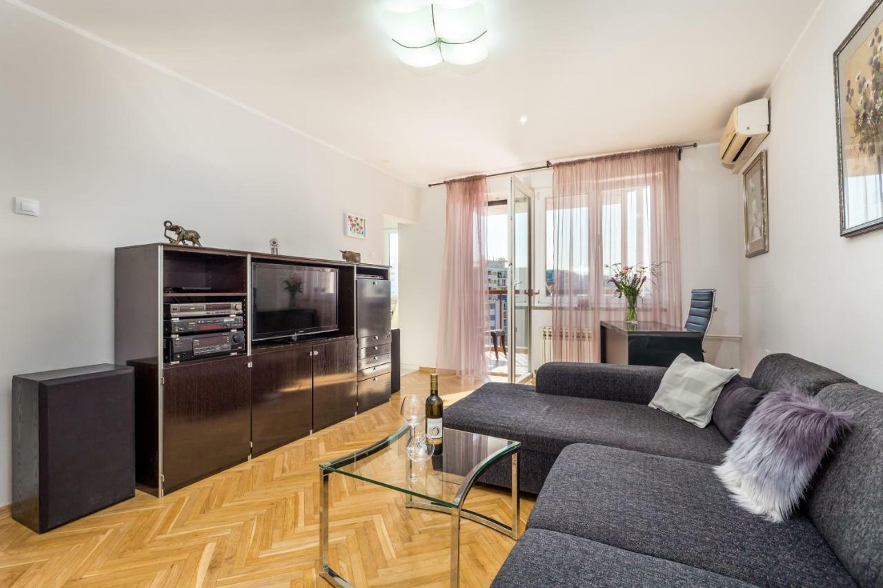 Apartment River Рийека Екстериор снимка